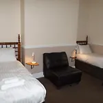Casa de hóspedes The Camberley 4*