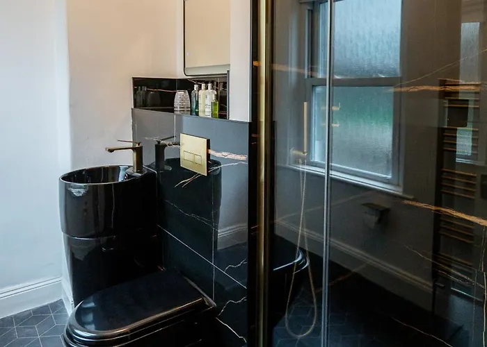 בית הארחה The Camberley