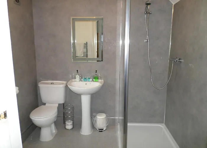 The Camberley בית הארחה