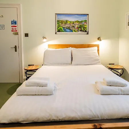 Konukevi The Camberley 4*