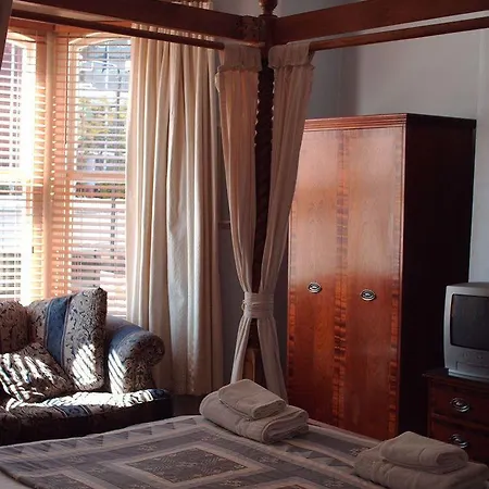The Camberley 4*