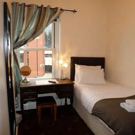 Guest house The Camberley